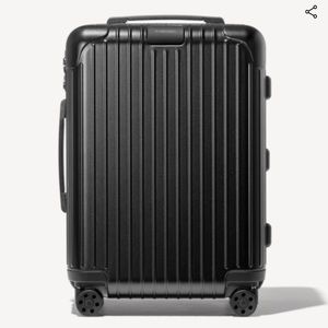Rimowa essential cabin new design 2023 matte black carry on